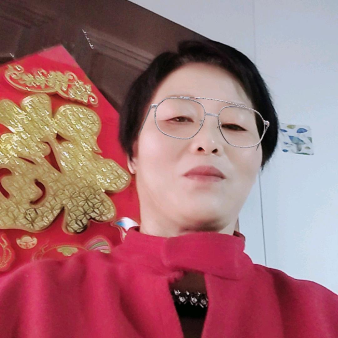 张乃群