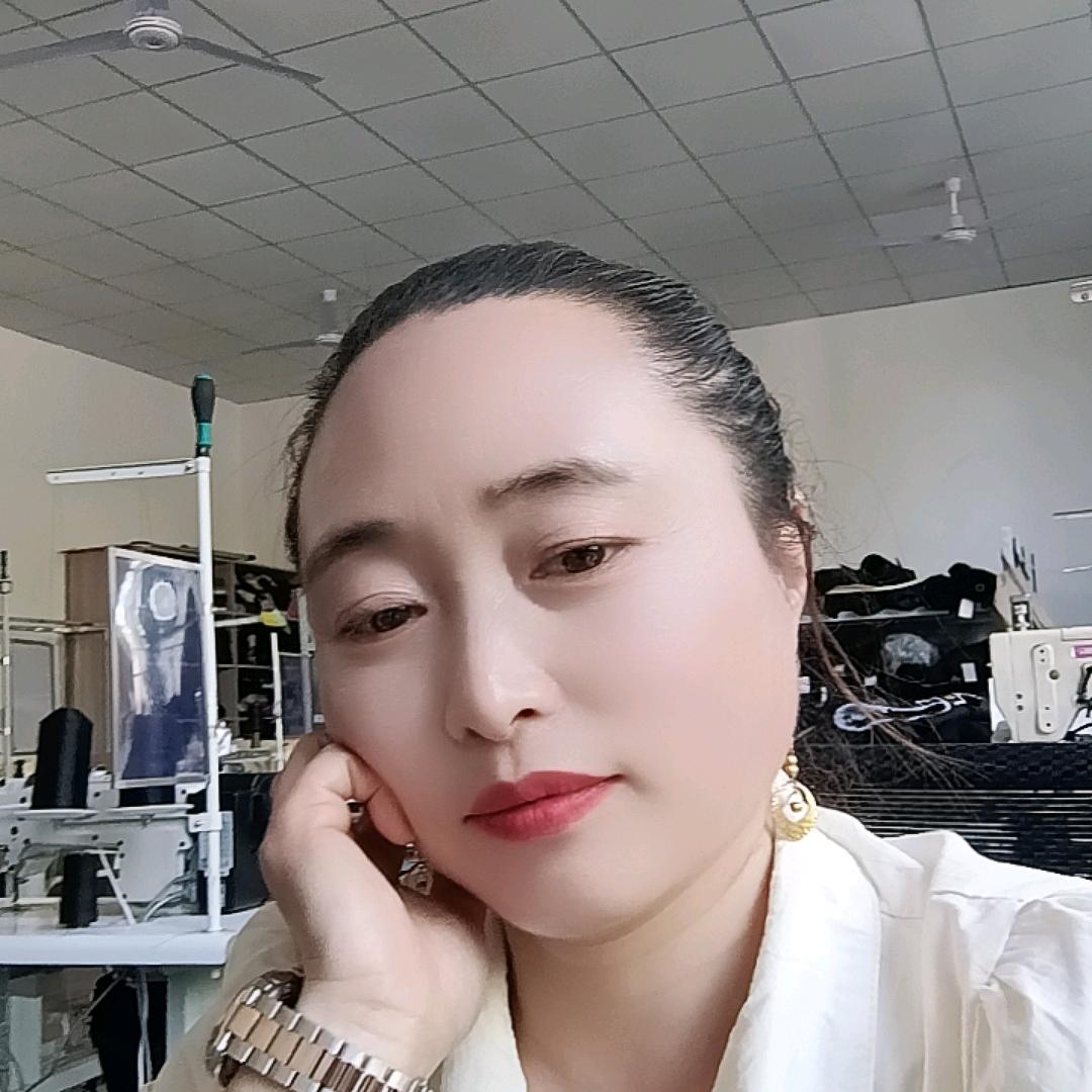 秀秀体育用品厂