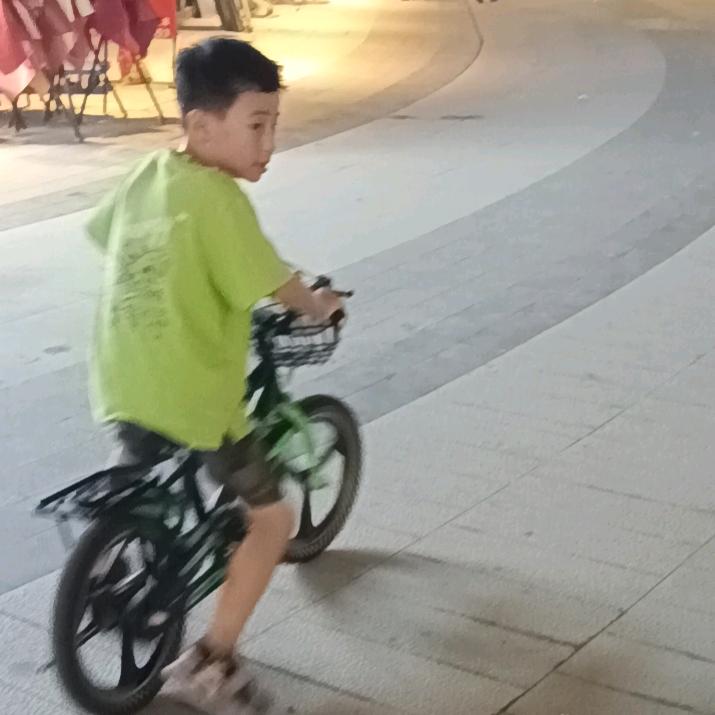 周先生。