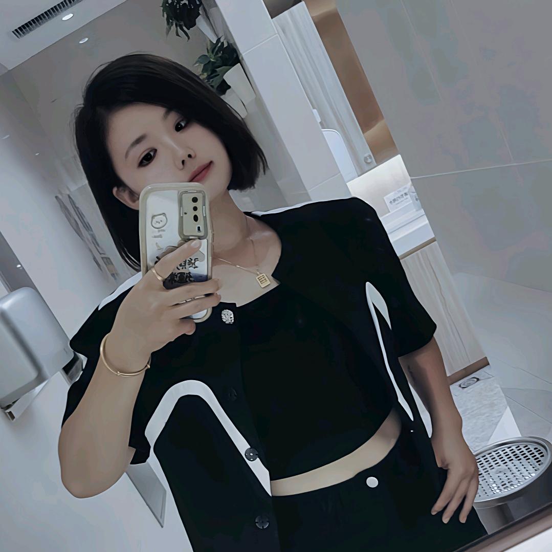 爱吃香菜L