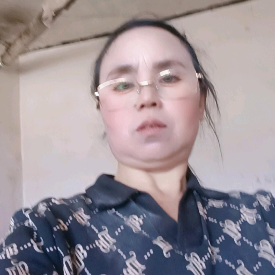 陈姐：聊天《对口型唱歌》