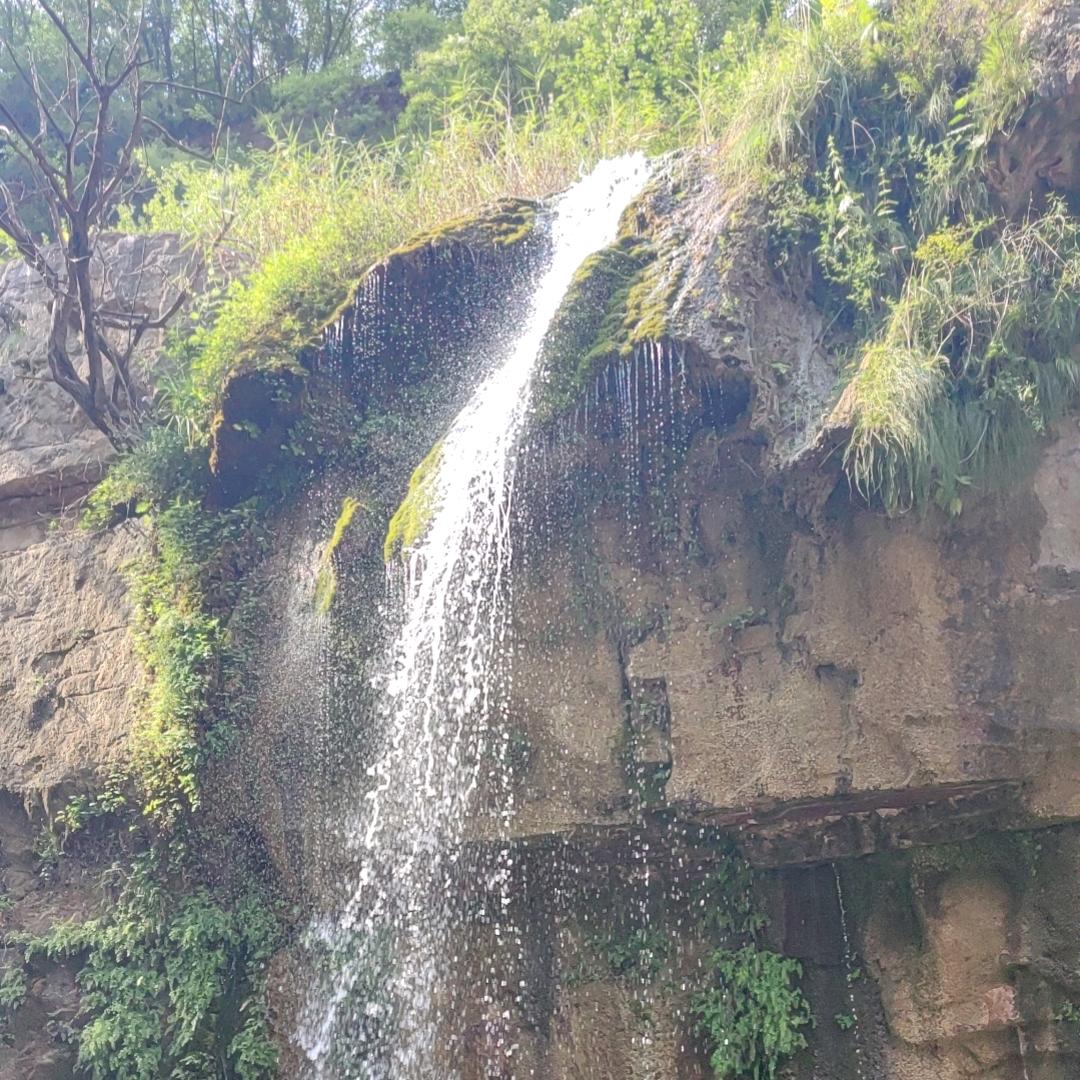 行有山水