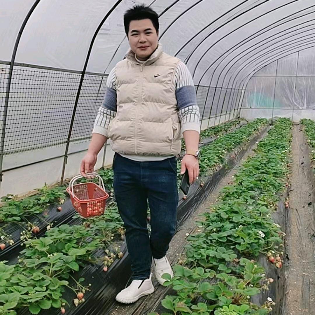 潘应万