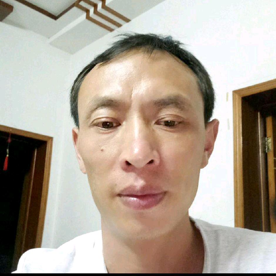 辉