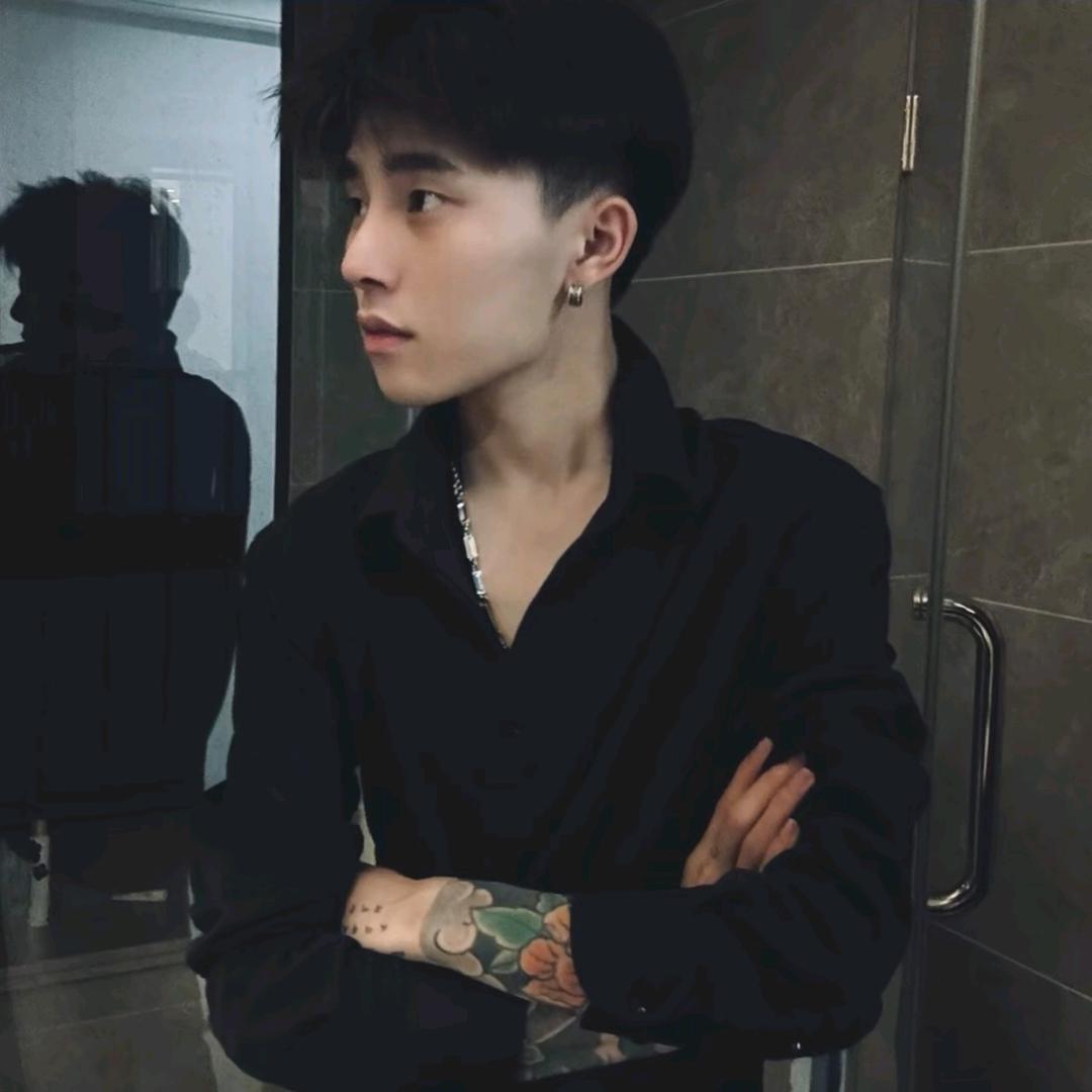 Q.银角大王💞
