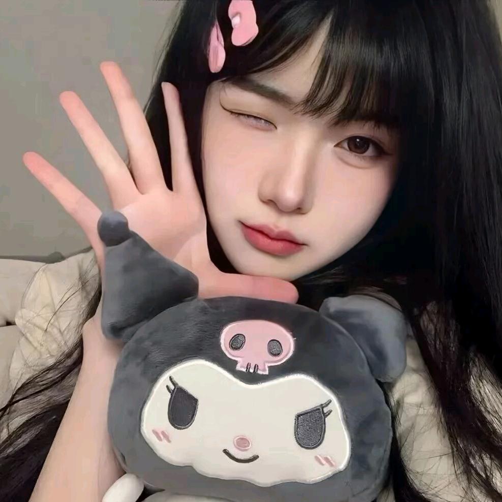 小洛头像