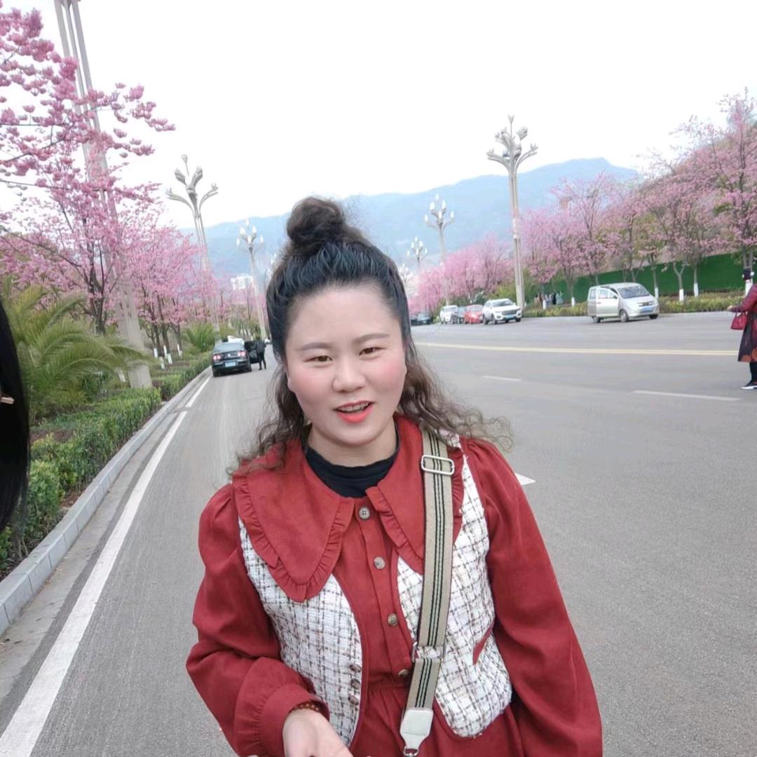 克会百货👉橱窗超市