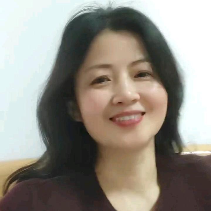 丽丽。