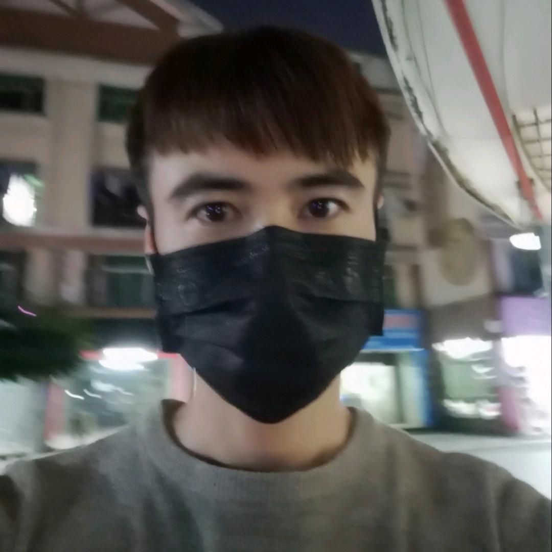 大眼哥