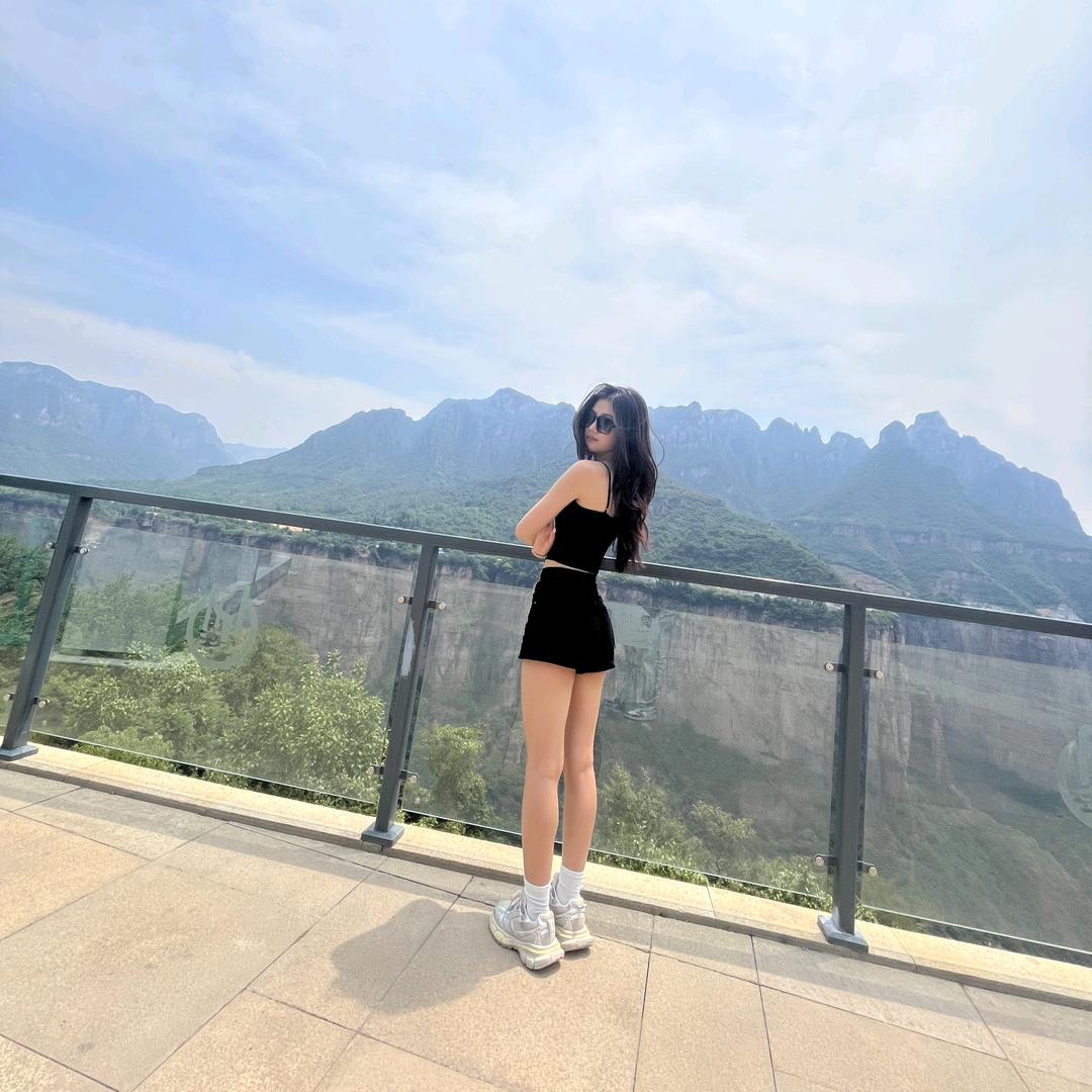 摆烂小张