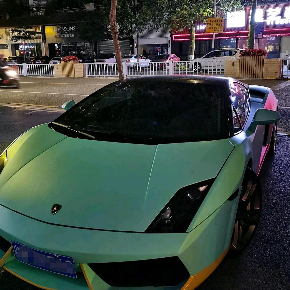 爱露营的西瓜姐姐