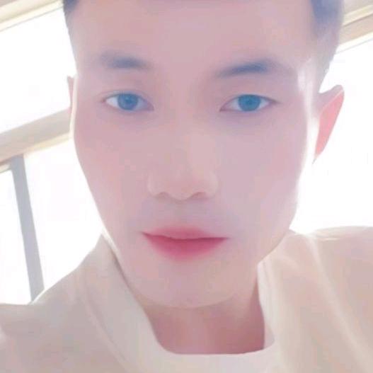 @演员刚刚。大风吹