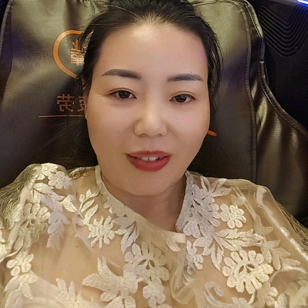 中草集护肤（二汽）_华姐