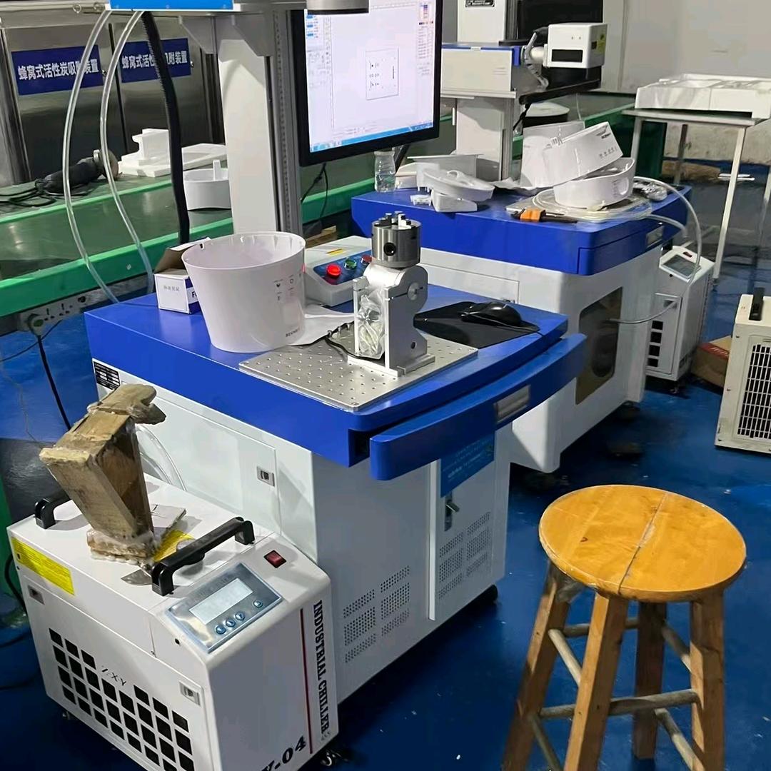 溢泰综合商品创意屋