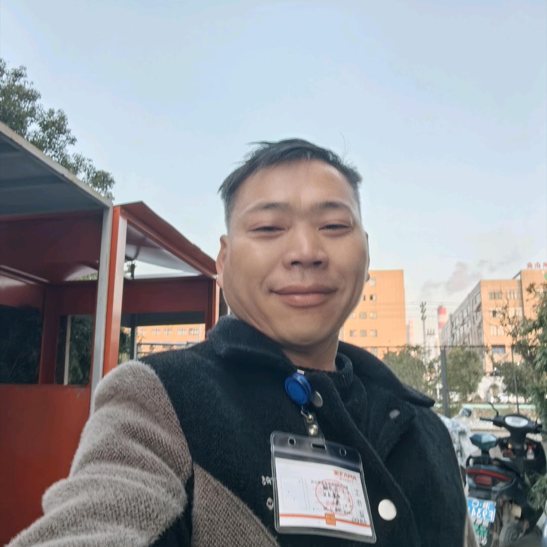 孙华彬