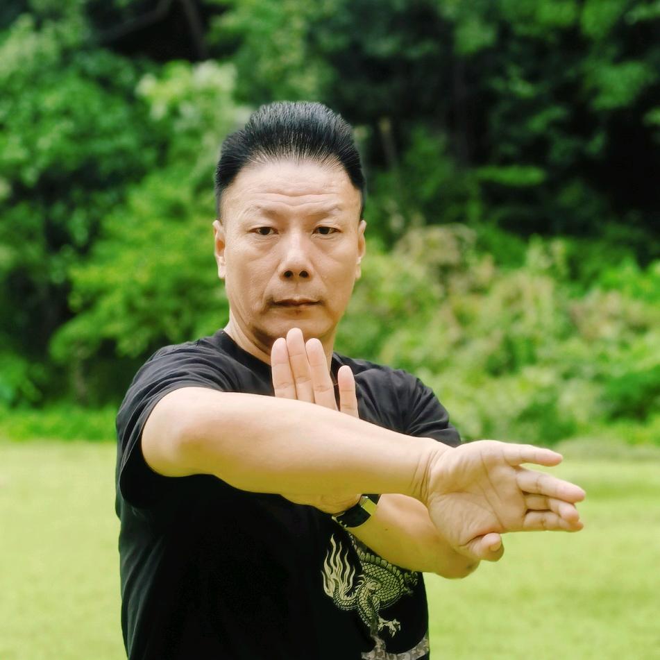 赟森武学～宏心棍武堂