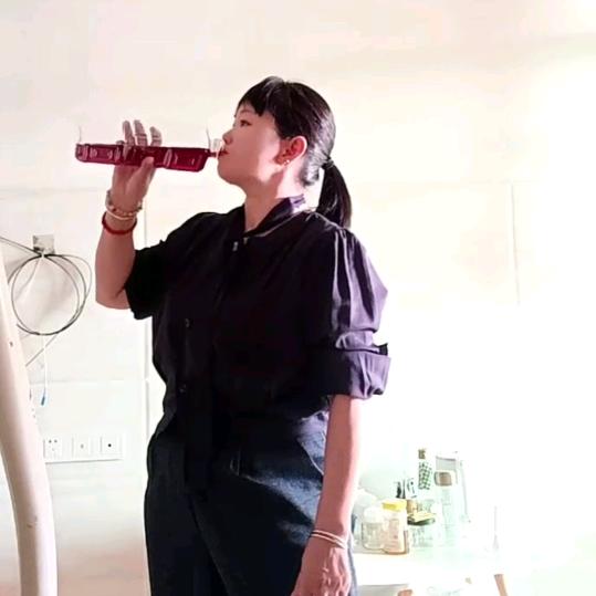 兰，你我各一方