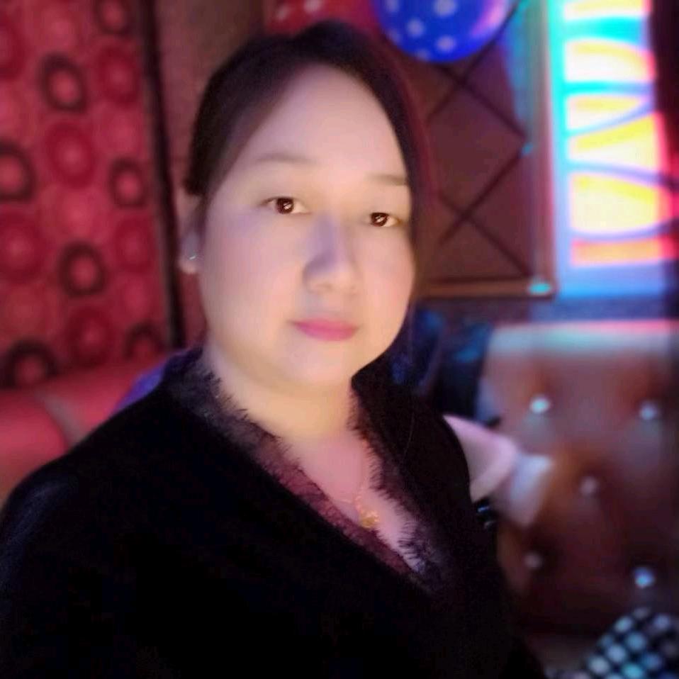 许姐推拿养生店，颈椎疏通，刮痧拔罐