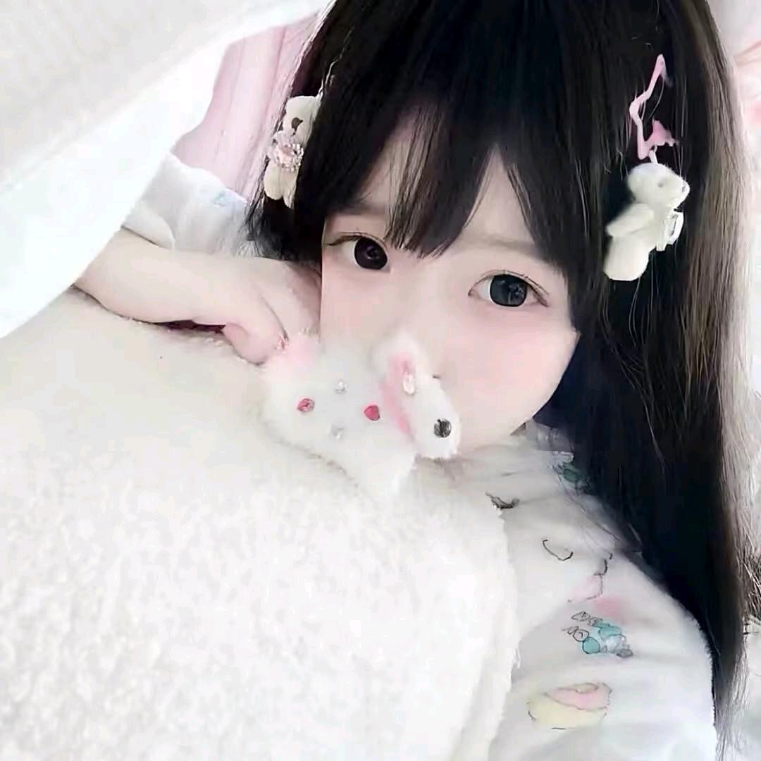 千金卖萌被封杀^ ^