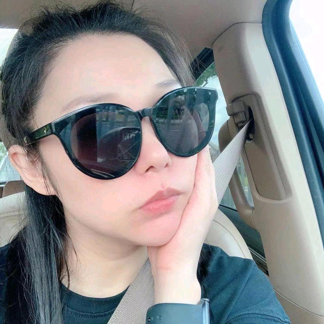 爱央央服饰航头店