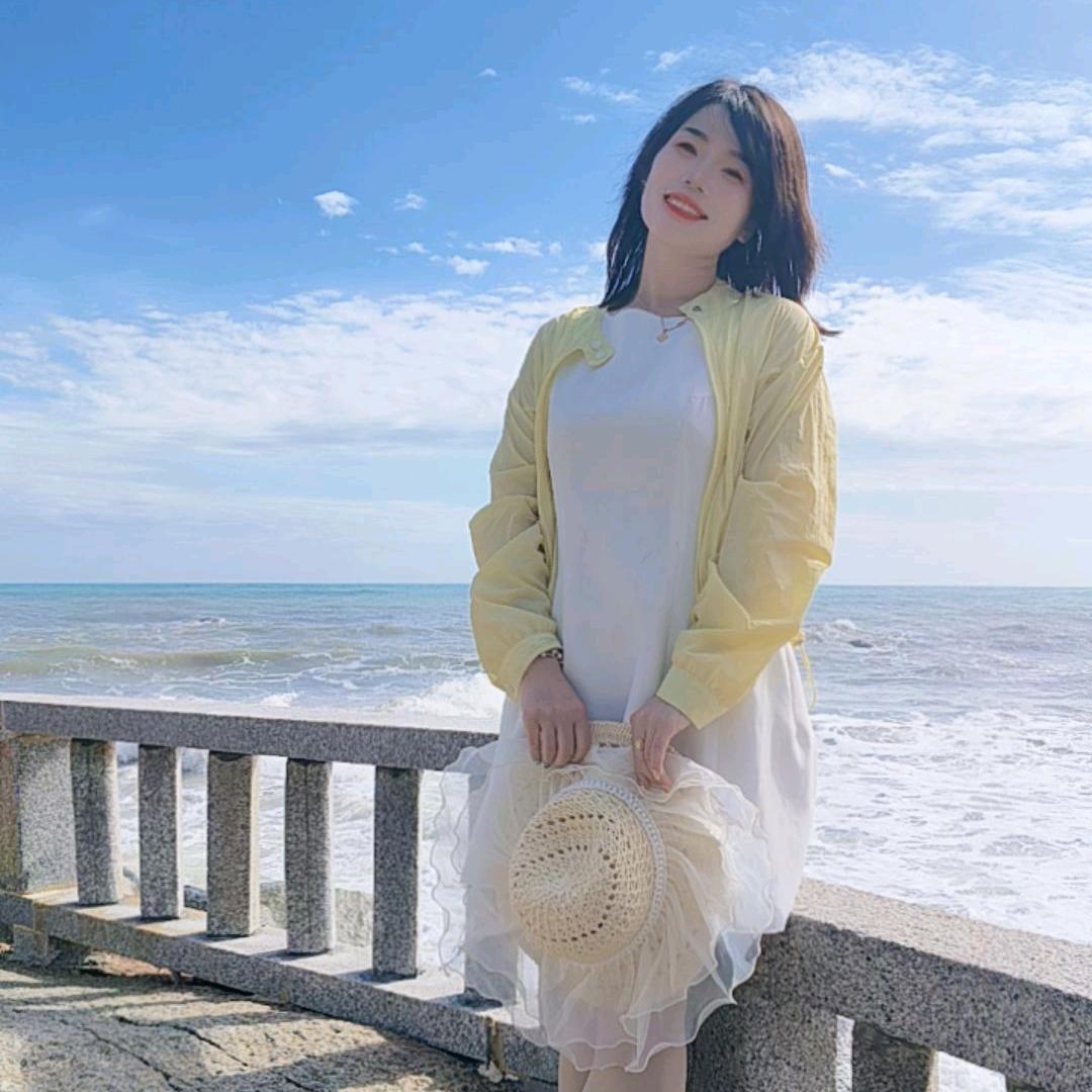 小龙虾(交城霞姐驼奶粉总代理)