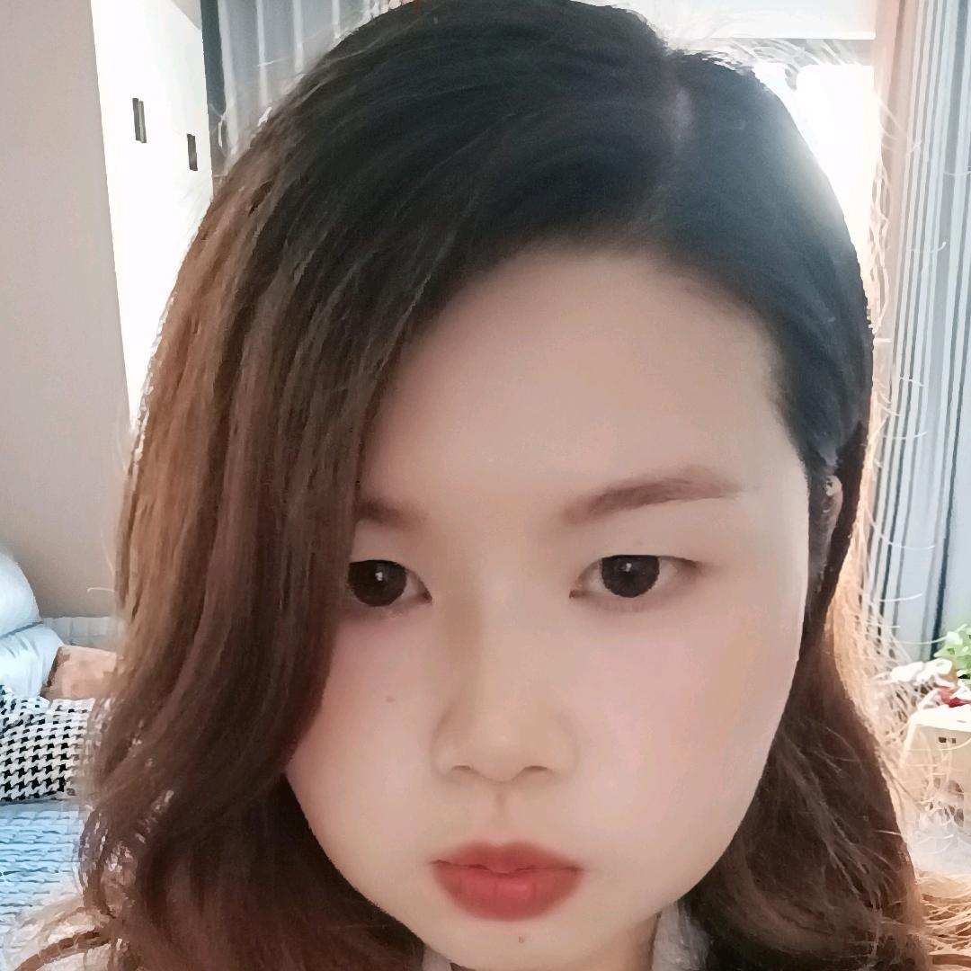 依依