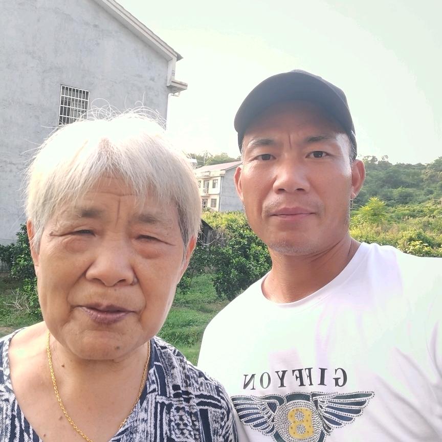 超哥航拍——世上无难事、只要肯登攀。