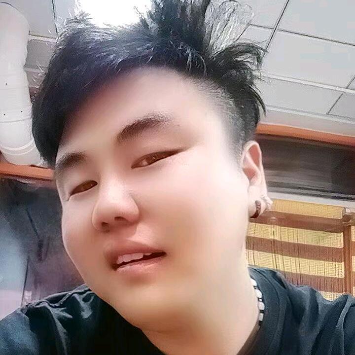 金  刚  童  子