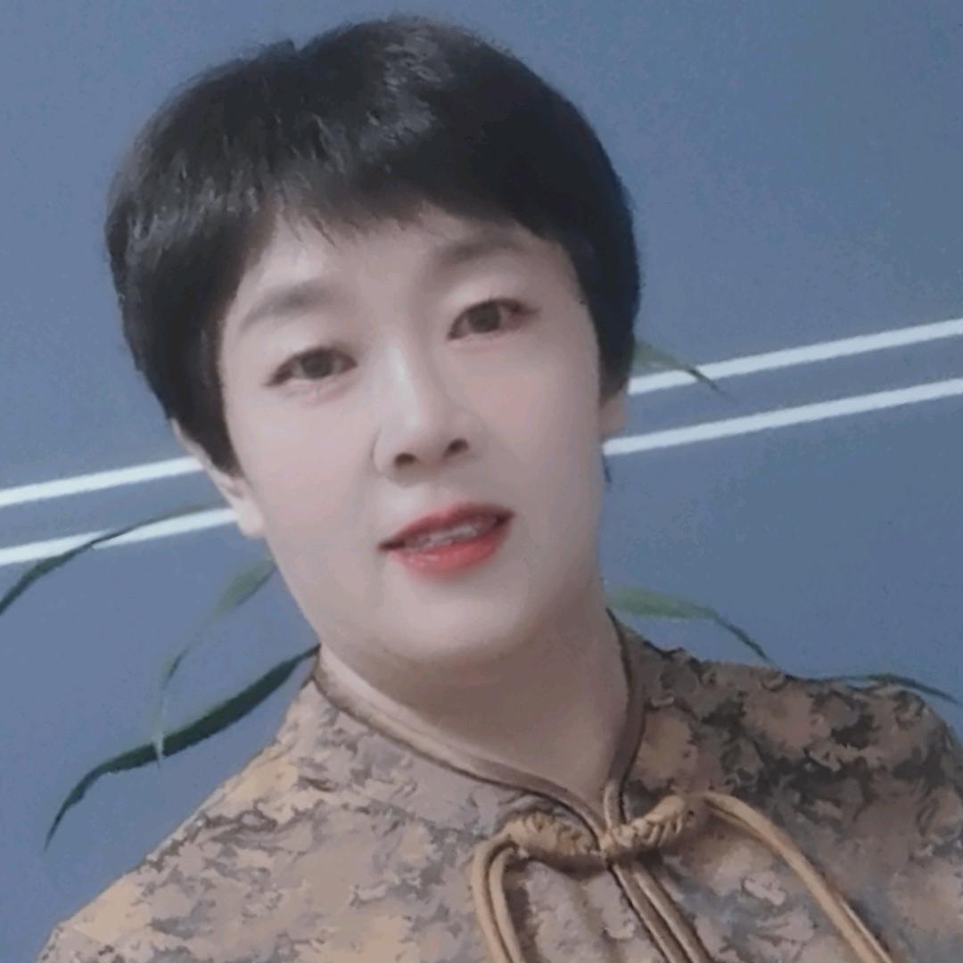 霞姐