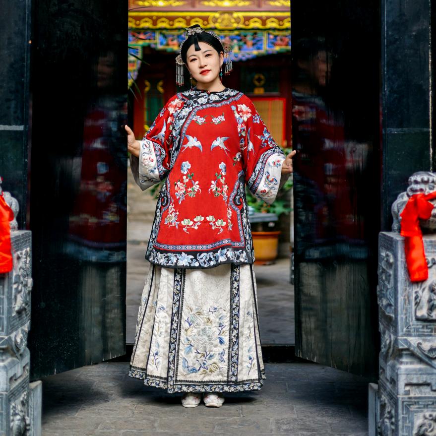 এ᭄ꦿ花花ོ轿练ꦿ鼓舞队