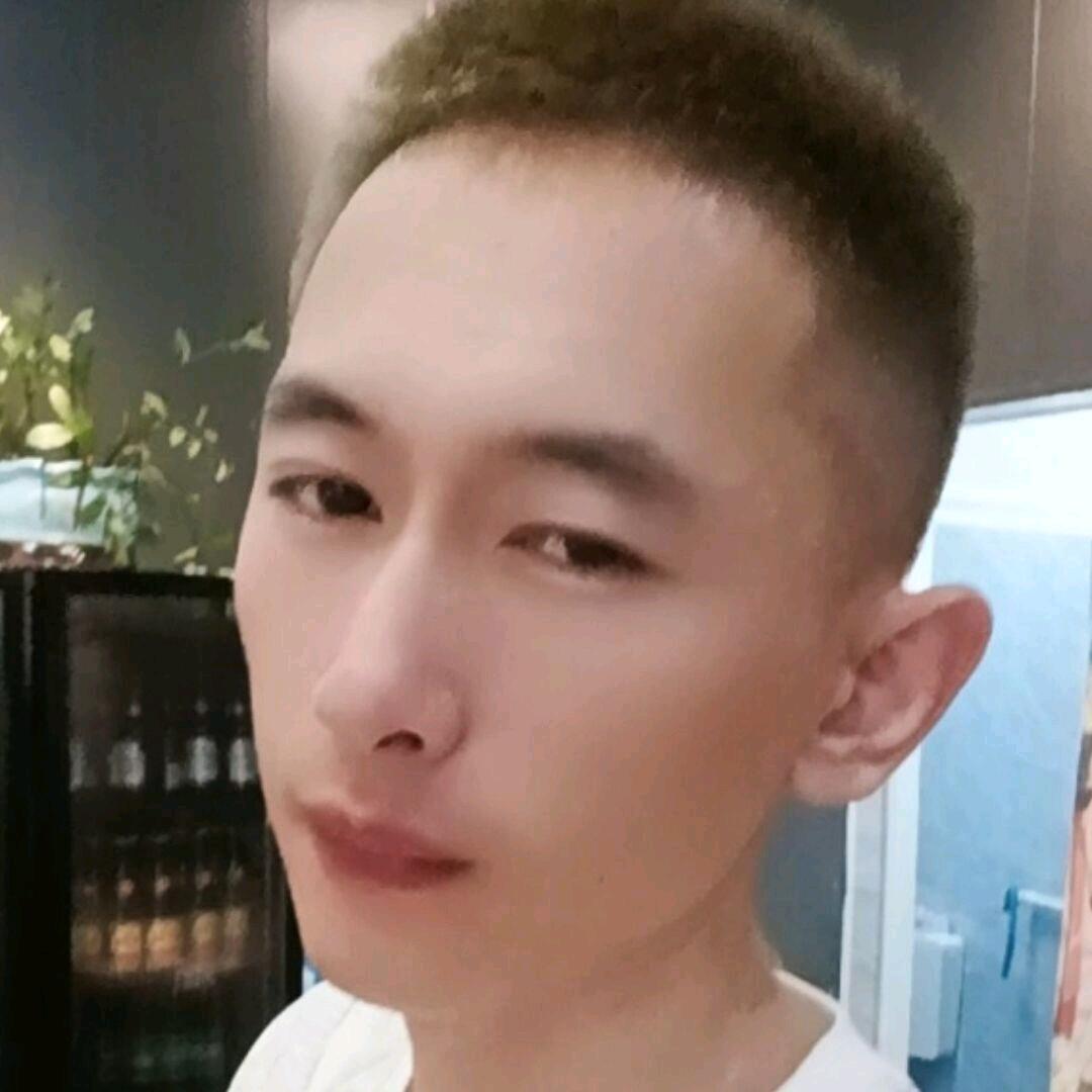 吕小贱