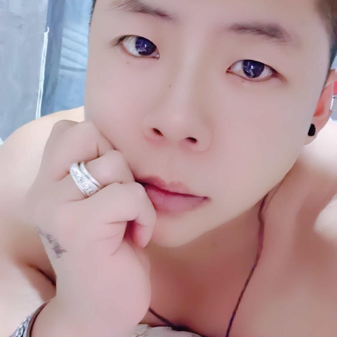 : 💋Aɢᴀɪɴ .💋