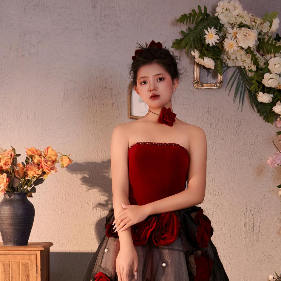 玫玫ฅ●ω●ฅ