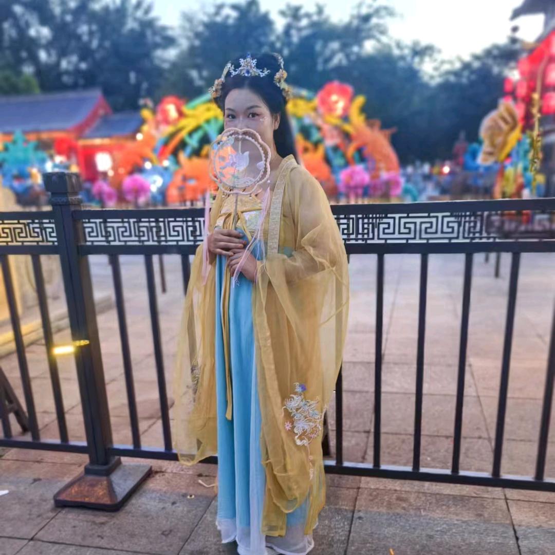 快乐😊
