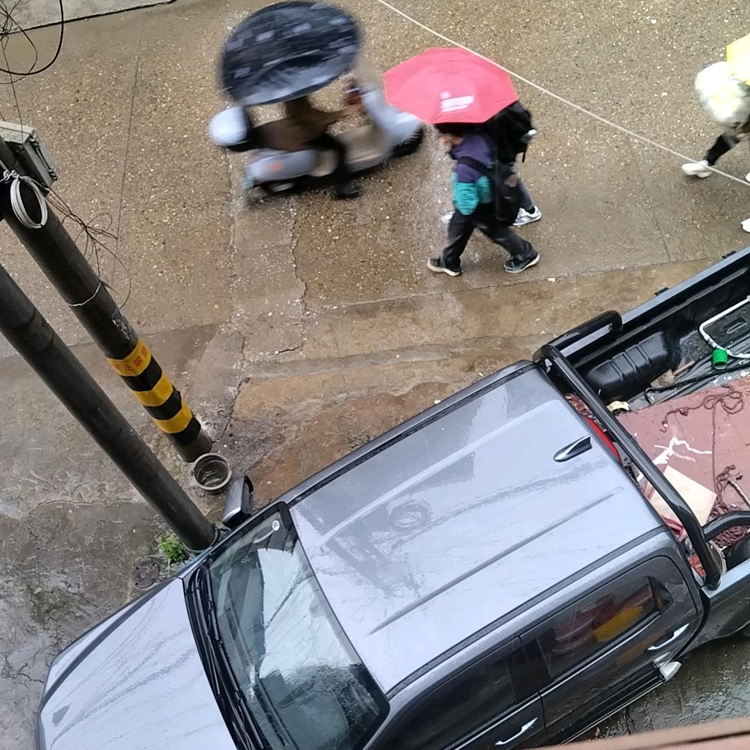 乡巴佬在努力👄