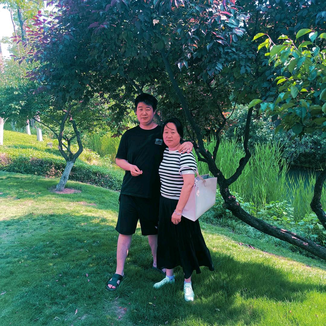 英桃小丸子