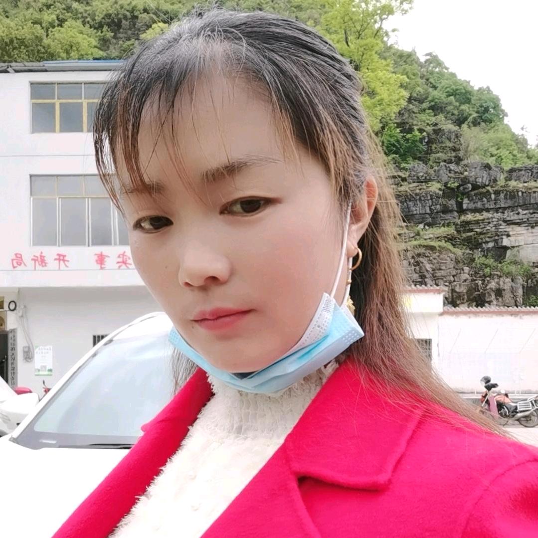 小花👩‍👩‍👧‍👦🌺🌺💐，