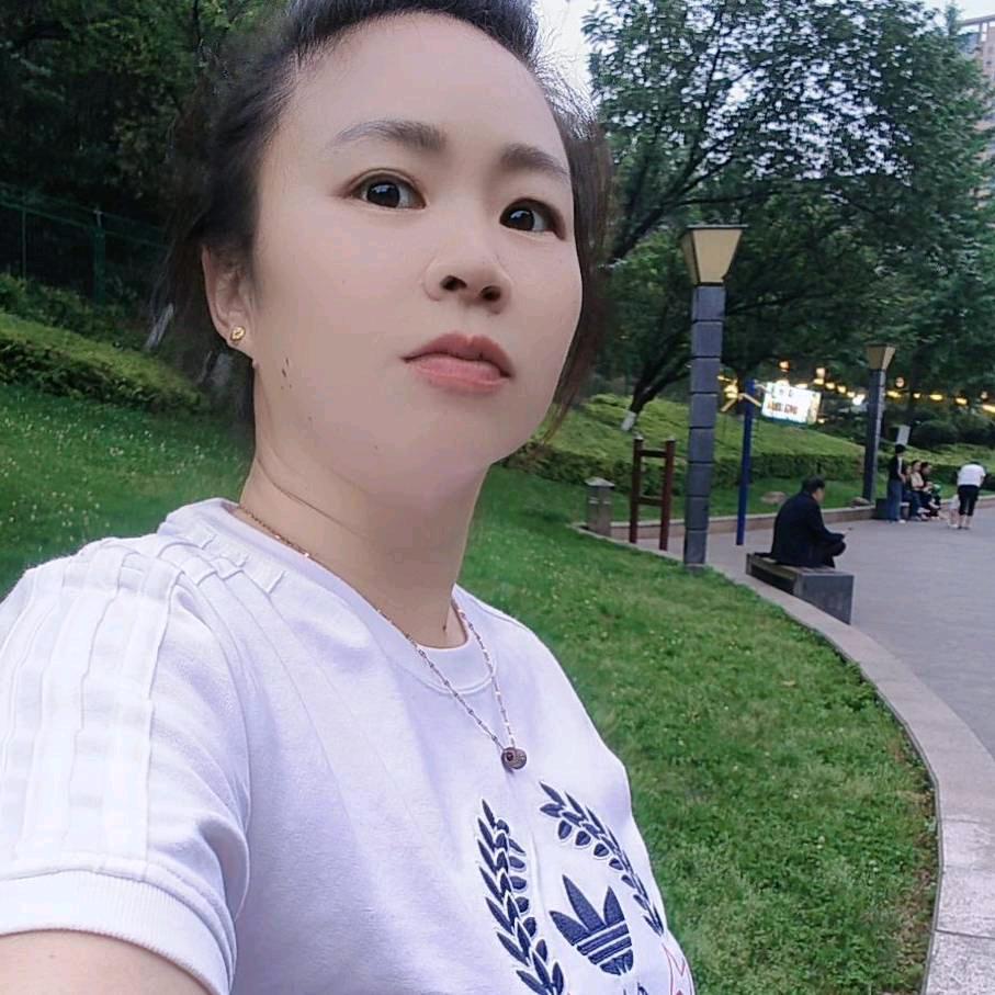 罗依