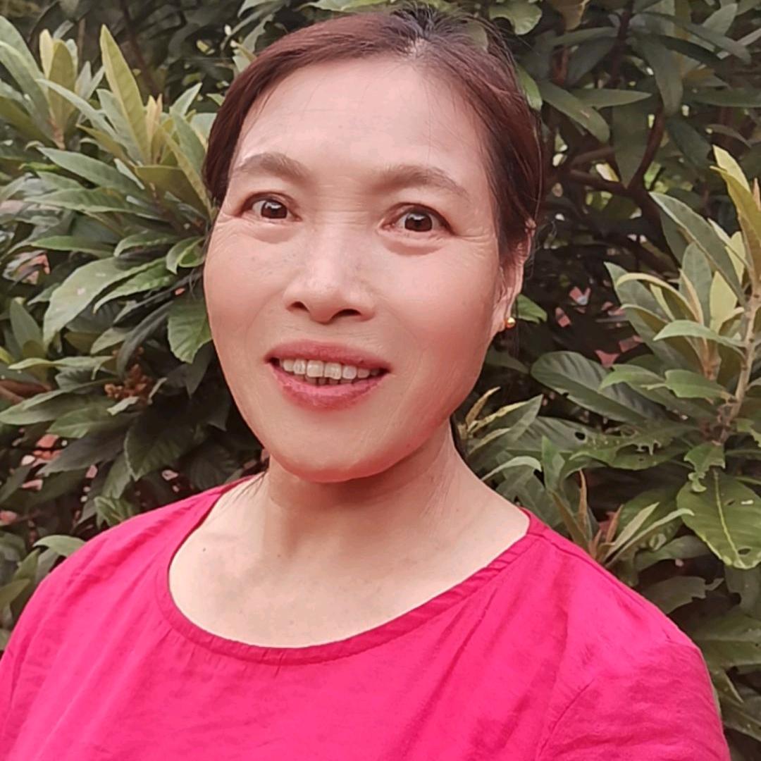 虹姐晚上8点10分开播了