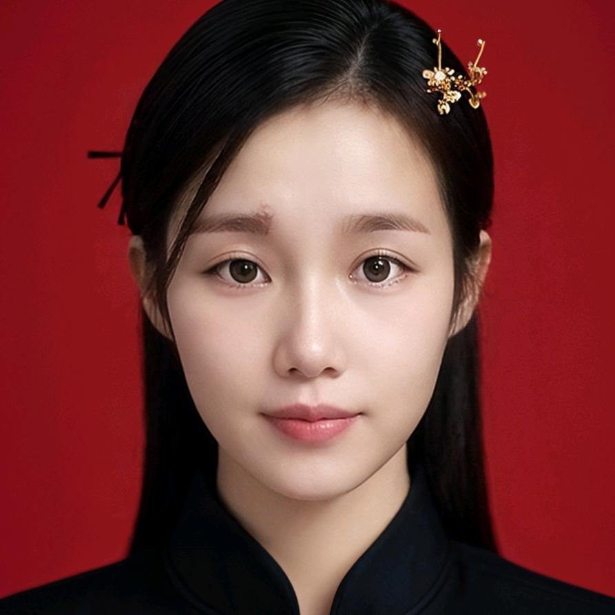 小霞 👧