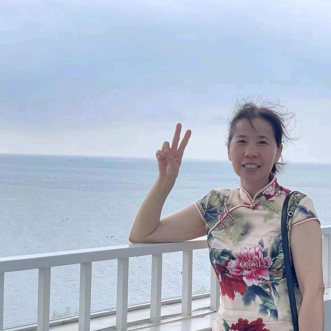 爱笑的李