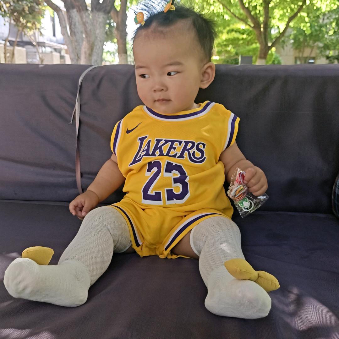 魅力女装尾货店