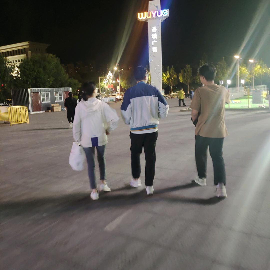 不负韶华展翅高飞