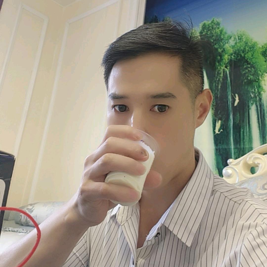 程哥带你畅饮活力乳酸菌羊乳