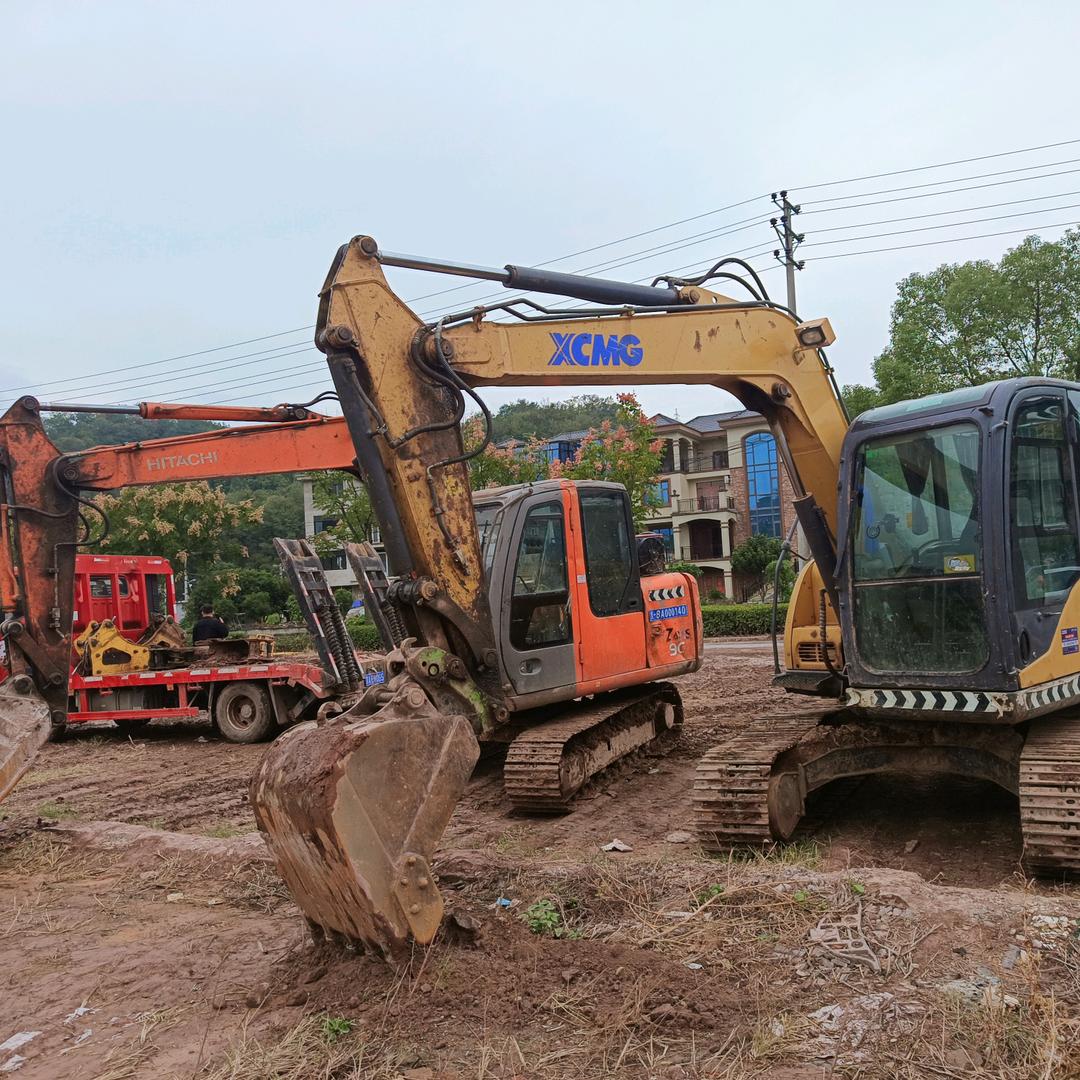 兰溪市程翔挖机租赁服务有限公司