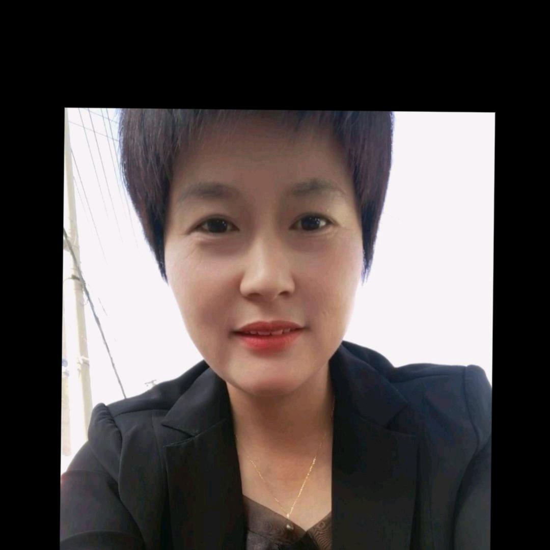 小四餐饮。流动包桌。承接高中低档宴席。