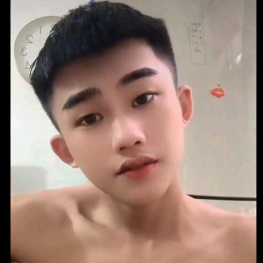 W疯。