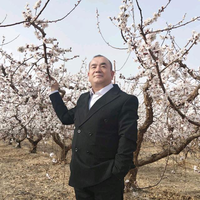 阿热祖广告中心