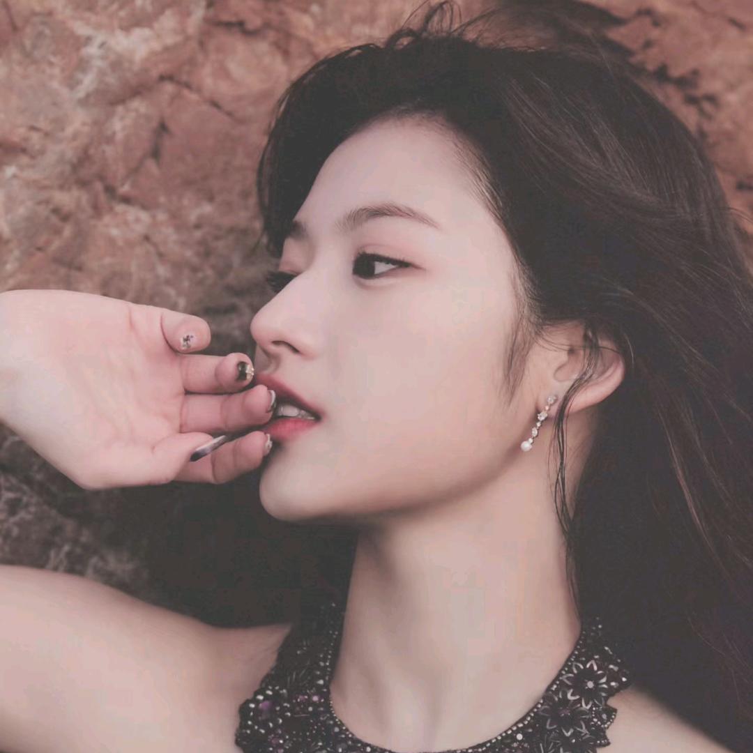 爱喝红茶的宫山春柔