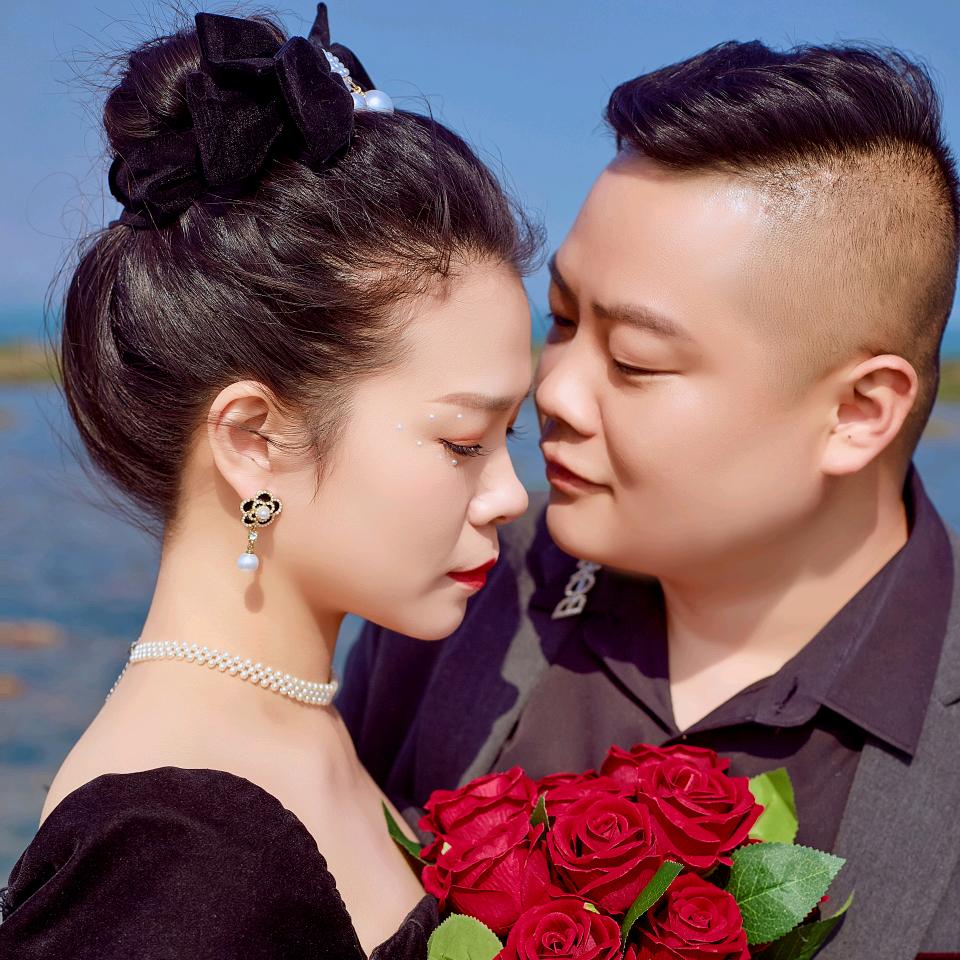 卖熟食的小哥哥